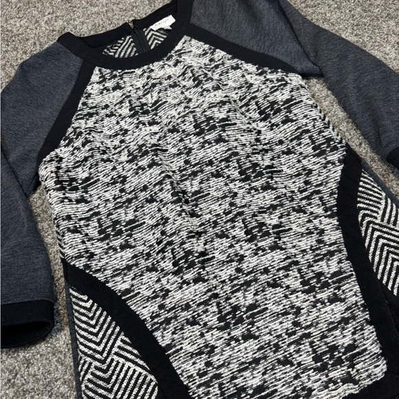 Harlyn Tops - Harlyn Anthro Stylish Black and Gray Women's Top